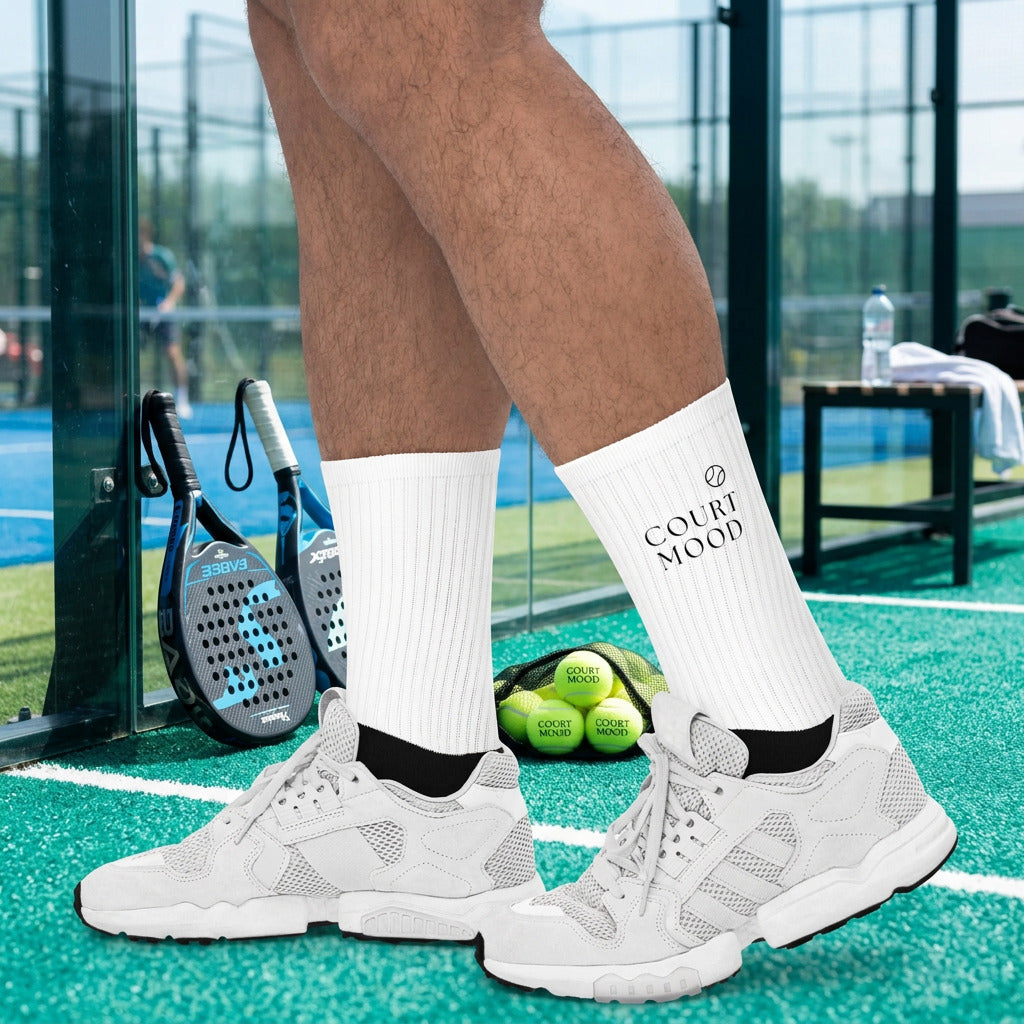 Padel Tennis Socken für Damen und Herren. Sportsocken für Tennis und Padel Tennis Spiele und Trainer. Tennissocken für Außenplätze und Padel Tennis Hallen kaufen.